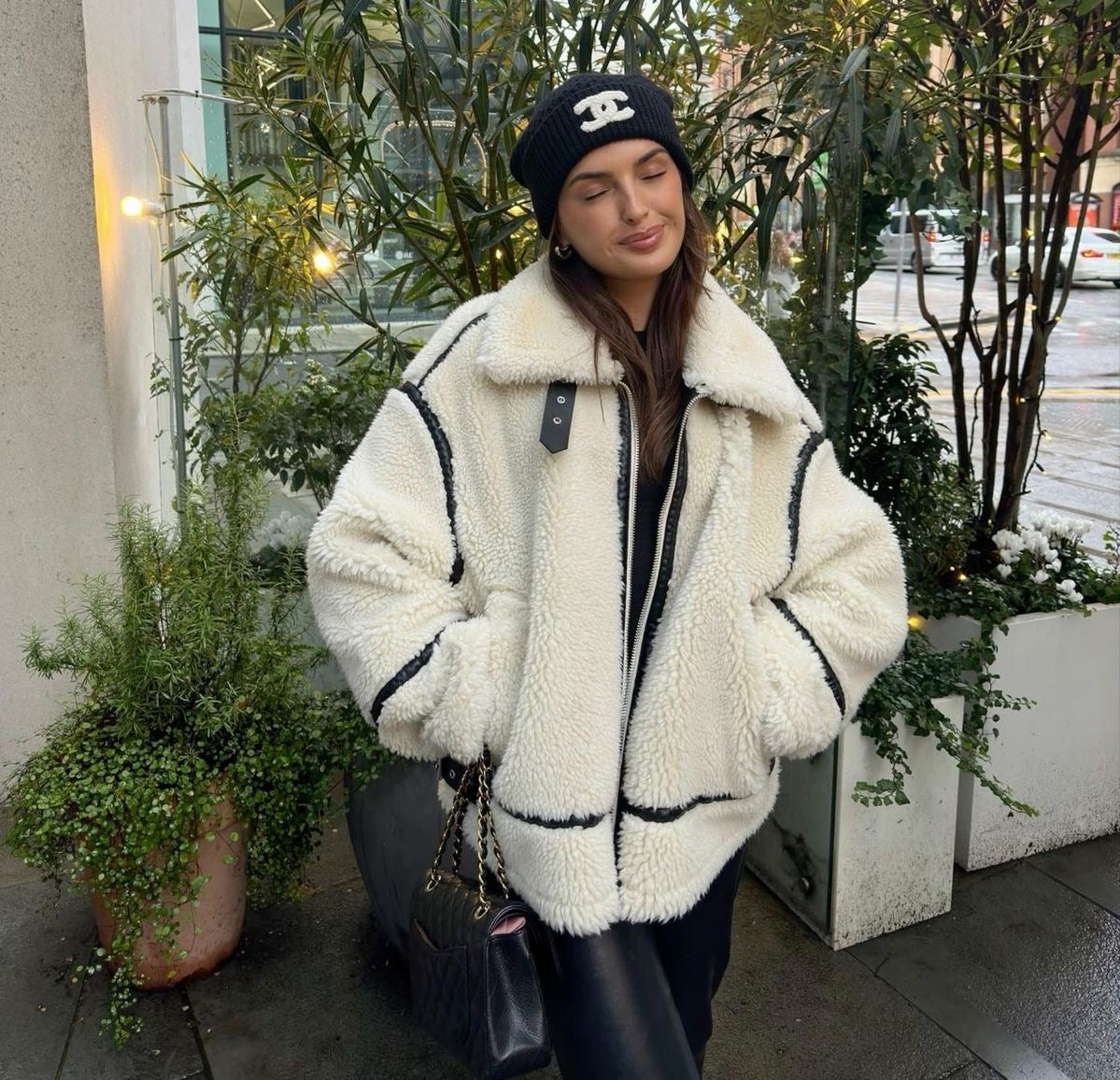 Hanna - Trendy Teddyjacke